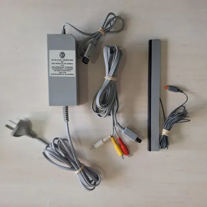 Combo Accesorios Wii Originales Fuente Sensora Cable Av