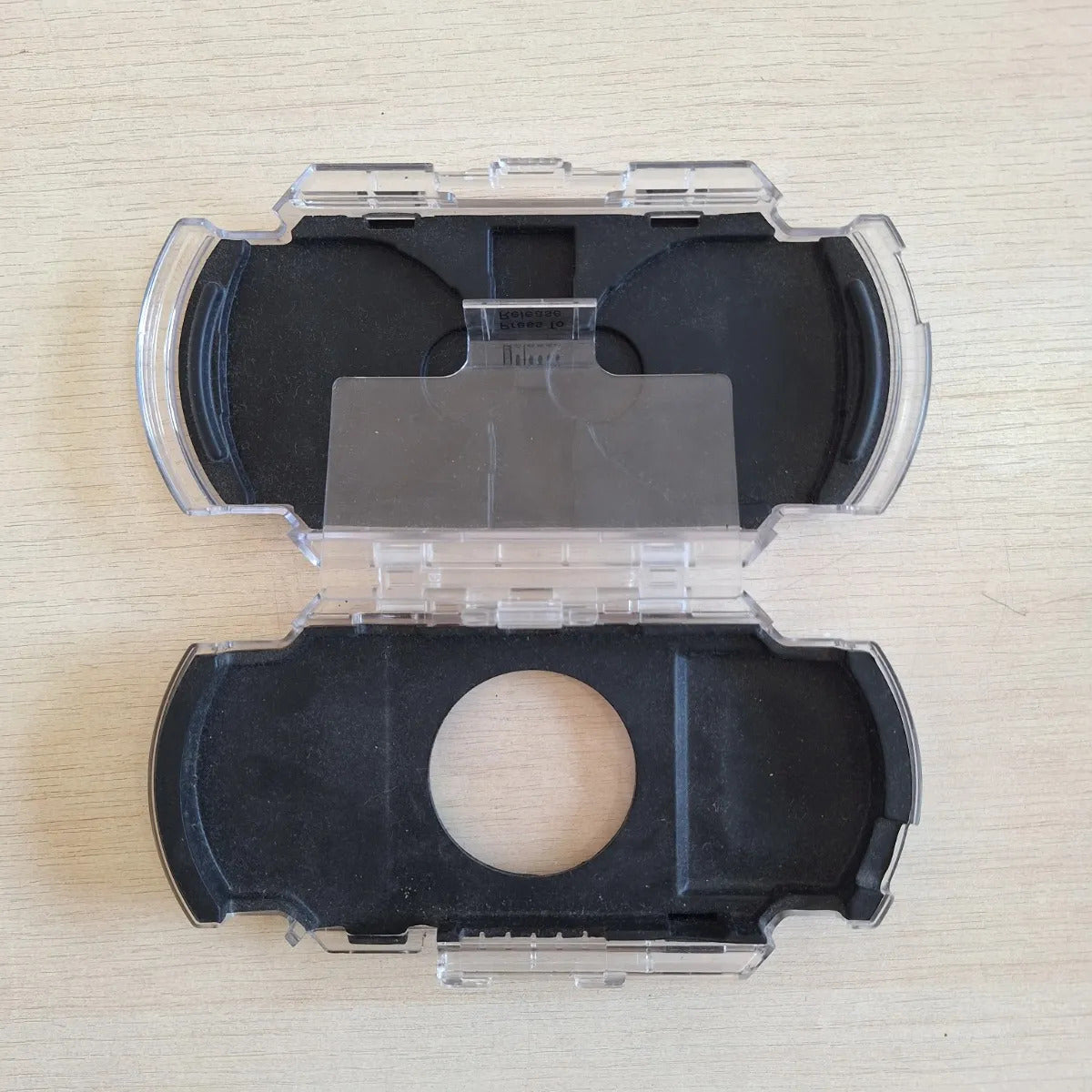 Estuche Rigido Sony Psp - 5